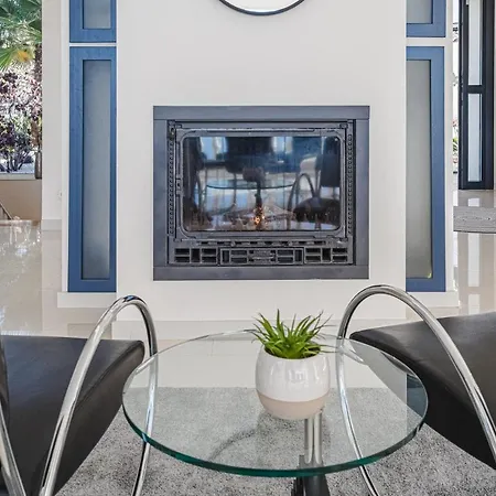 Sol Y Mar Mit Grandiosem Meerblick *